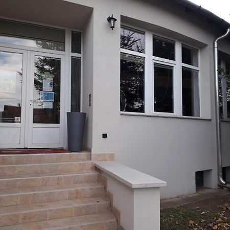 Tenisz Apartment Vecses Luaran gambar