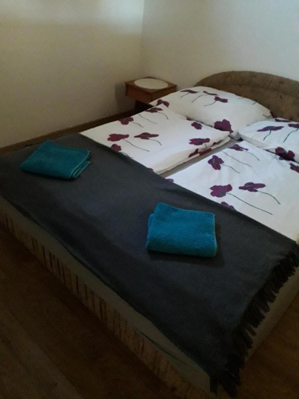 Tenisz Apartment Vecses Luaran gambar